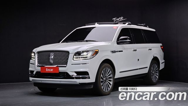 Lincoln Navigator 3.5L — пробег 123 198 км — фото 1 из 5