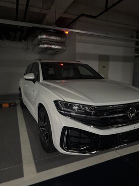 Volkswagen Touareg 3.0 TDI R-Line — пробег 10 км — фото 3 из 5