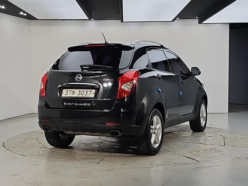 Ssangyong KORANDO 2.0 CVT 2WD Deluxe — пробег 176 344 км — фото 4 из 5
