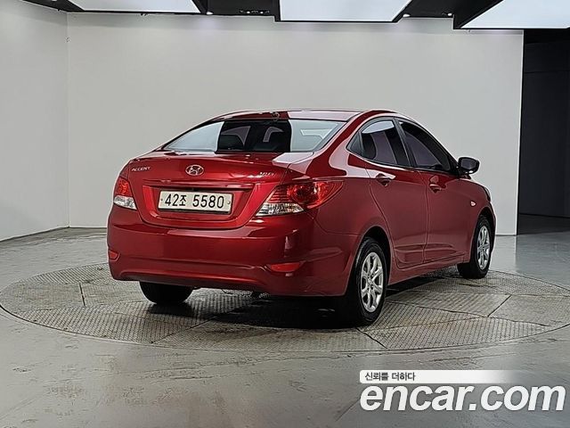 Hyundai Accent 1.4 VVT Smart — пробег 120 656 км — фото 4 из 5