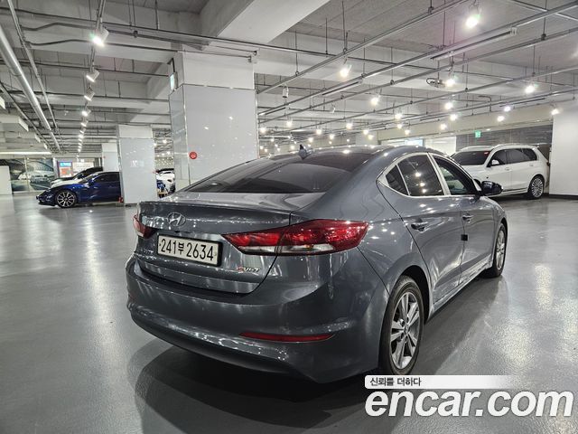 Hyundai AVANTE 1.6 e-VGT SMART Special — пробег 152 600 км — фото 4 из 5