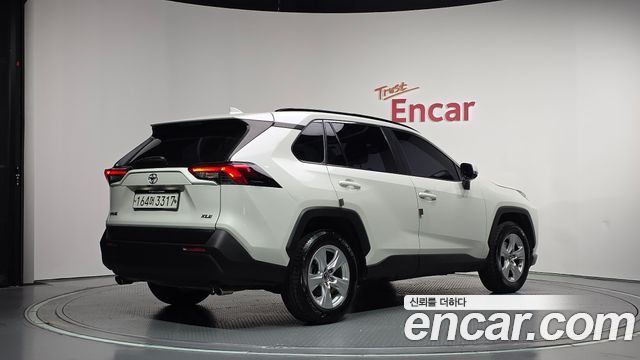 Toyota RAV4 2.5 2WD — пробег 83 613 км — фото 2 из 5
