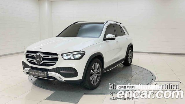 Mercedes-Benz GLE-Class GLE300d 4MATIC — пробег 56 354 км — фото 1 из 5