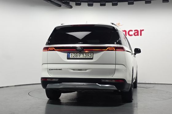 Kia Carnival Diesel 9-Seater Noblesse — пробег 138 074 км — фото 4 из 5