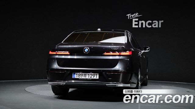 BMW 7-Series 740i sDrive Design Pure Excellence — пробег 100 656 км — фото 4 из 5