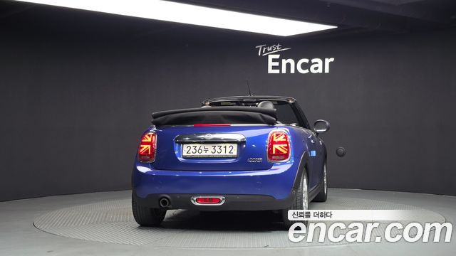 Mini Cooper Convertible из Кореи Encar