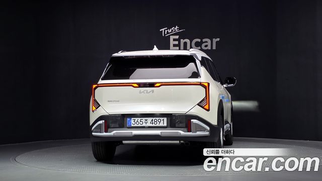 Kia Seltos из Кореи Encar
