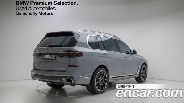 BMW X7 xDrive 40i M Sport 6STR — пробег 64 424 км — фото 4 из 5