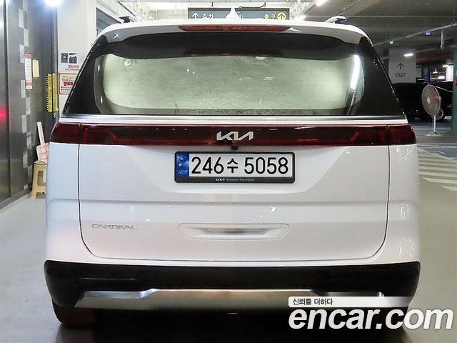 Kia Carnival из Кореи Encar