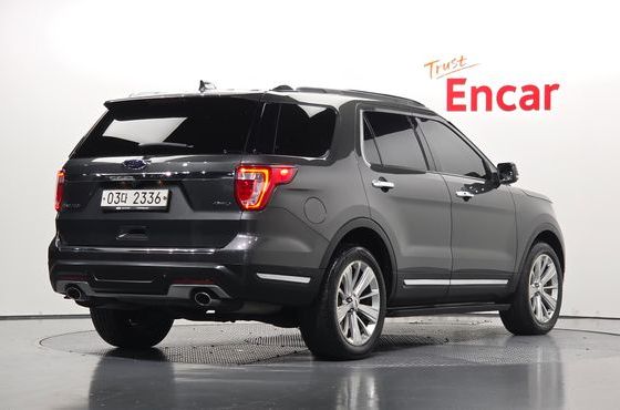 Ford Explorer 3.5 Limited 4WD 5th — пробег 63 625 км — фото 2 из 5