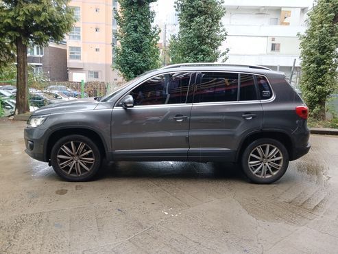 Volkswagen Tiguan 2.0 TDI Premium 5N — пробег 151 800 км — фото 3 из 5