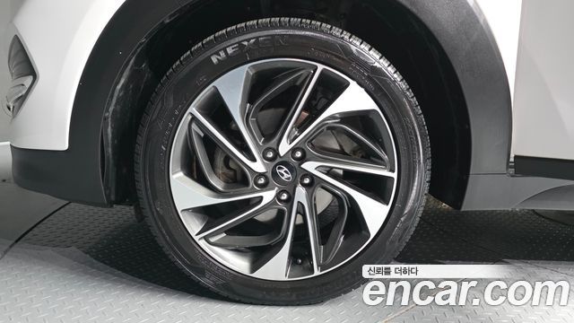 Hyundai Tucson Diesel 1.7 2WD Smart — пробег 168 140 км — фото 5 из 5