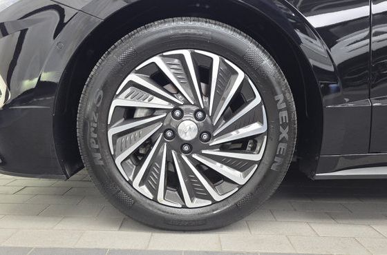 Hyundai Sonata Premium Plus — пробег 47 740 км — фото 5 из 5
