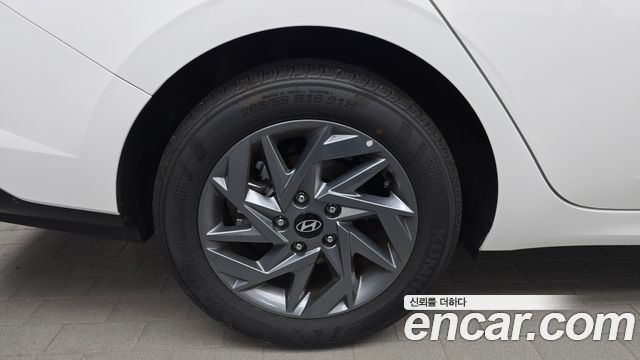 Hyundai AVANTE 1.6 Modern — пробег 7 015 км — фото 5 из 5