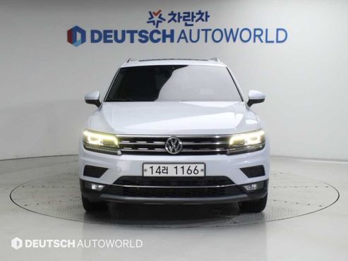 Volkswagen Tiguan 2.0 TDI Prestige — пробег 107 612 км — фото 3 из 5