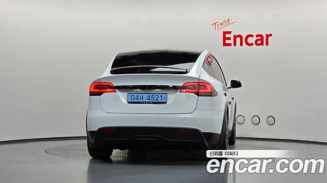 Tesla Model X Long Range — пробег 10 230 км — фото 4 из 5