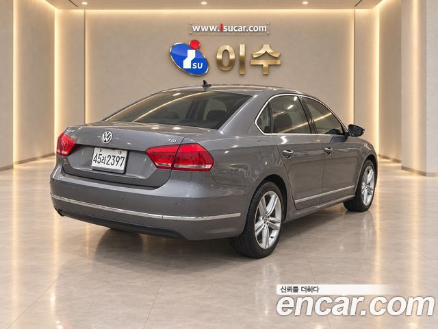 Volkswagen Passat 2.0 TDI B7 — пробег 98 786 км — фото 3 из 5