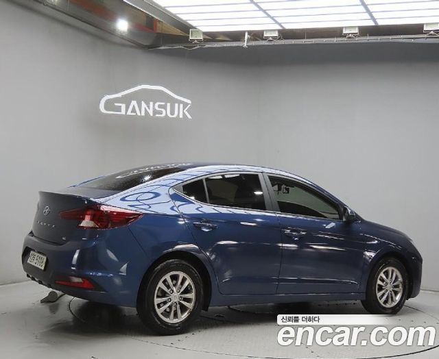 Hyundai AVANTE из Кореи Encar