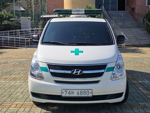 Hyundai Starex Ambulance — пробег 16 690 км — фото 2 из 5