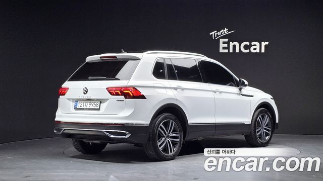 Volkswagen Tiguan 2.0 TDI 4Motion Prestige — пробег 49 954 км — фото 2 из 5