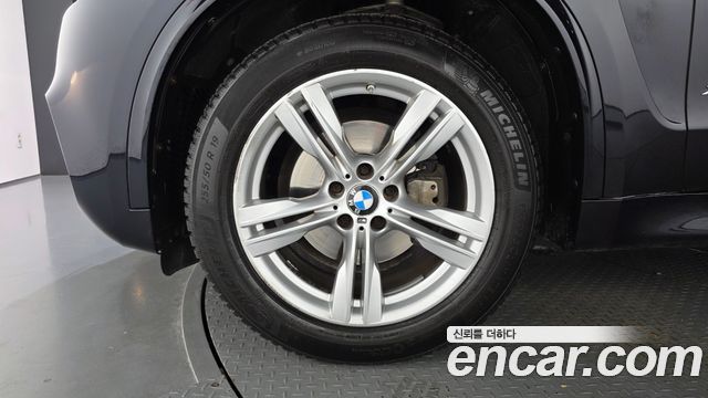 BMW X5 xDrive 30d M Sport package — пробег 196 488 км — фото 5 из 5