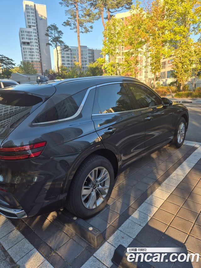 Genesis GV70 2.5T Gasoline 2WD — пробег 26 000 км — фото 4 из 5