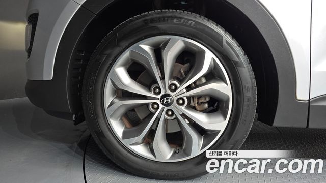 Hyundai Santafe Diesel(e-VGT) 2.0 2WD Premium — пробег 188 788 км — фото 5 из 5