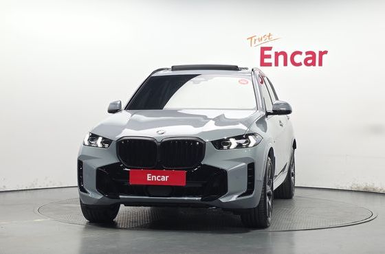 BMW X5 xDrive 30d M Sport — пробег 5 040 км — фото 3 из 5