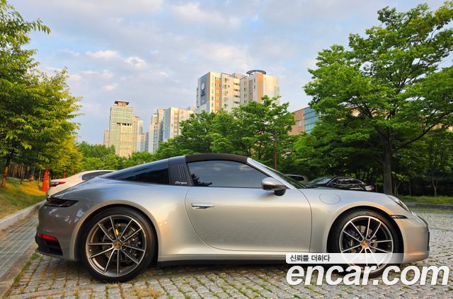 Porsche 911 Targa 4 — пробег 7 600 км — фото 5 из 5