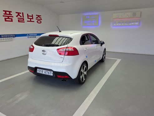 Kia pride 1.6 GDI Hatchback Prestige — пробег 95 944 км — фото 5 из 5