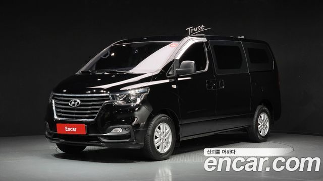 Hyundai Starex Van 3-Seater Smart — пробег 117 936 км — фото 1 из 5