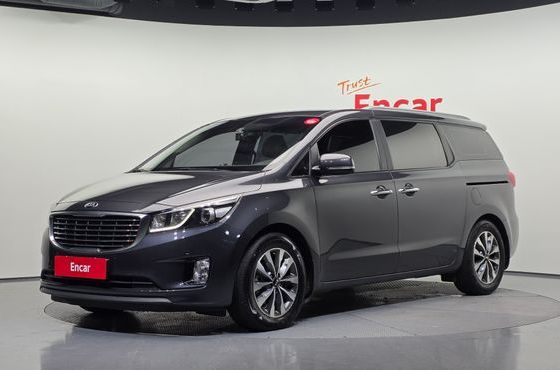 Kia Carnival 11-seater Prestige — пробег 190 115 км — фото 1 из 5