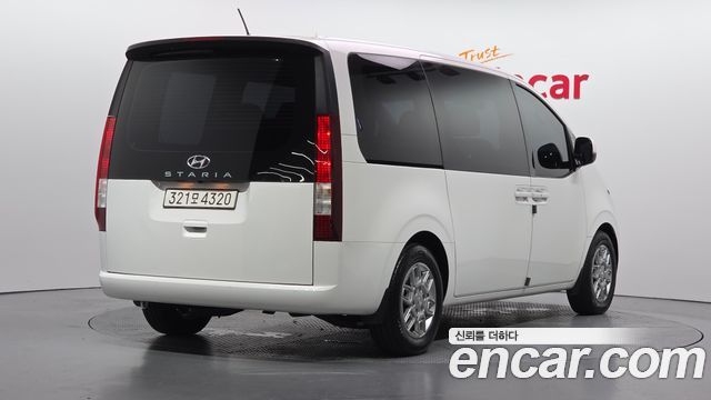Hyundai Staria Tourer 9-Seater Modern — пробег 75 635 км — фото 2 из 5