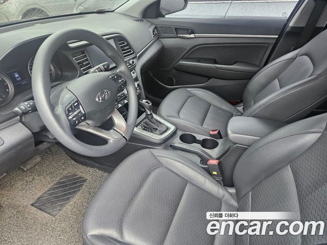 Hyundai AVANTE 1.6 Smart Choice — пробег 136 000 км — фото 5 из 5