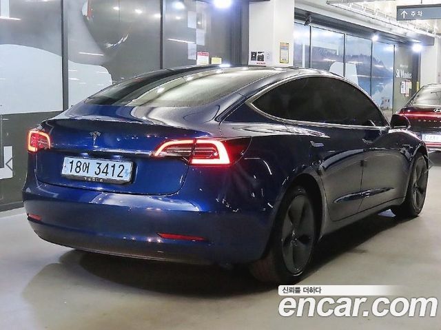 Tesla Model 3 Standard Range Plue RWD — пробег 61 190 км — фото 4 из 5