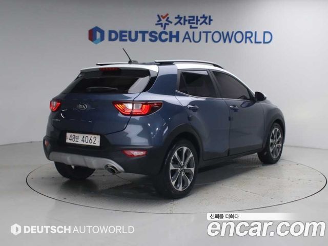 Kia Stonic 1.4 Prestige — пробег 91 461 км — фото 2 из 5