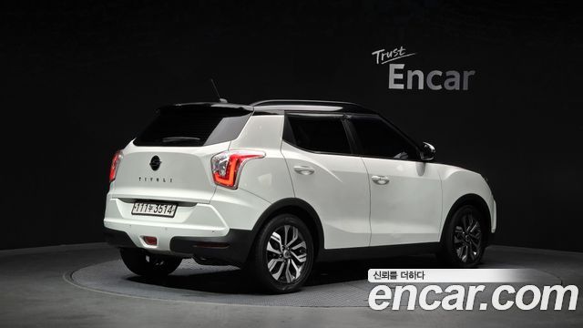 Ssangyong TIBOLI Diesel VX 4WD — пробег 178 713 км — фото 2 из 5