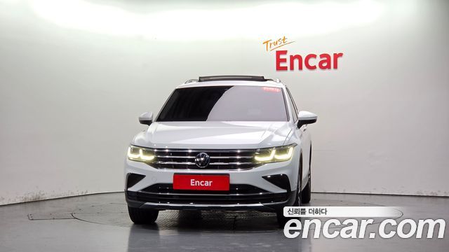Volkswagen Tiguan 2.0 TDI 4Motion Prestige — пробег 38 364 км — фото 3 из 5