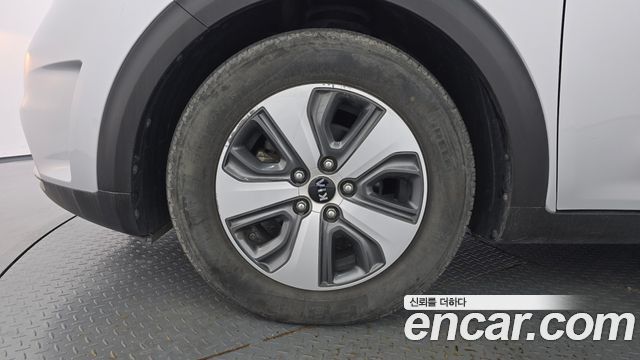 Kia Niro из Кореи Encar