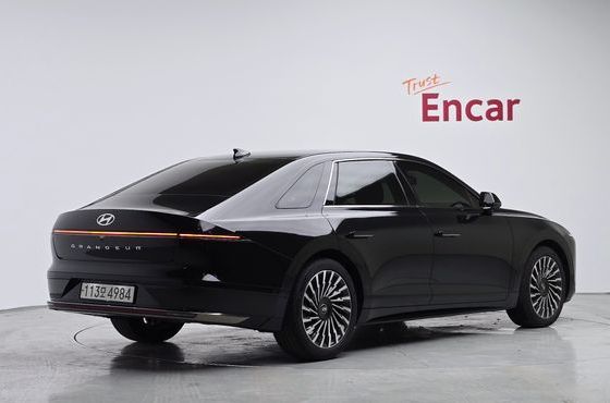 Hyundai Grandeur Calligraphy — пробег 9 429 км — фото 2 из 5