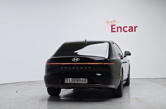 Hyundai Grandeur Calligraphy — пробег 9 429 км — фото 4 из 5
