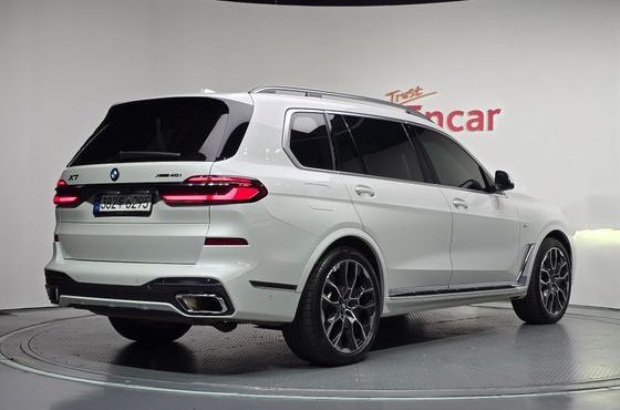 BMW X7 xDrive 40i M Sport 6STR — пробег 63 248 км — фото 2 из 5