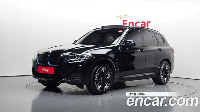 BMW iX3 M Sports — пробег 67 402 км — фото 1 из 5
