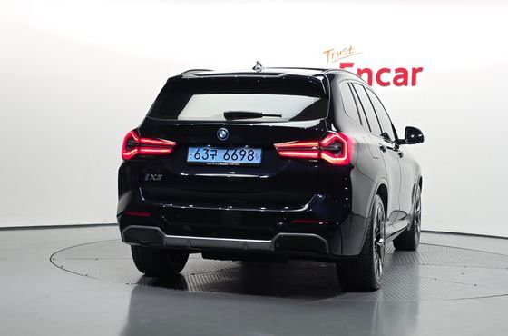BMW iX3 M Sports — пробег 67 402 км — фото 4 из 5