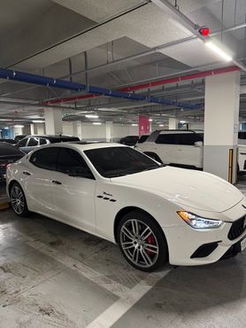 Maserati Ghibli 3.0S Q4 GranSport 3rd — пробег 94 000 км — фото 1 из 5