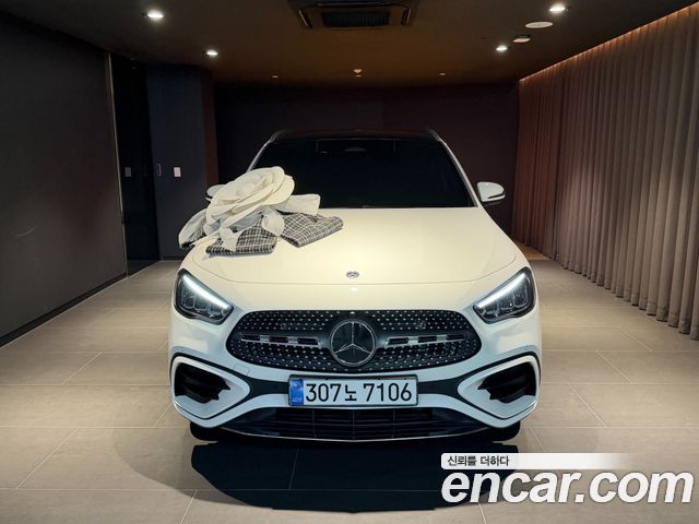 Mercedes-Benz GLA-Class GLA250 4MATIC — пробег 3 081 км — фото 1 из 5