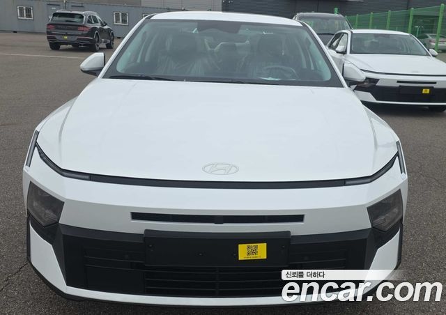 Hyundai AVANTE 2.0 Modern — пробег 1 км — фото 1 из 5