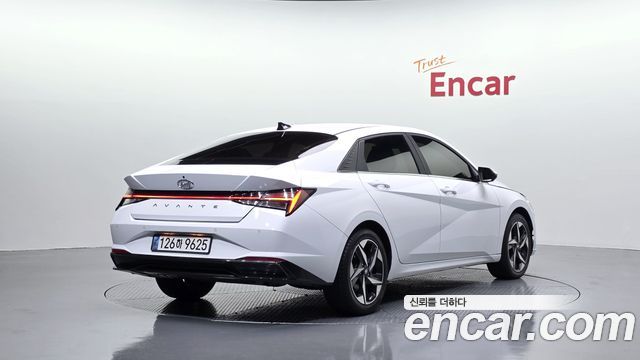 Hyundai AVANTE Inspiration — пробег 82 489 км — фото 2 из 5