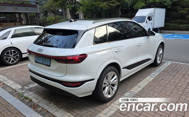 Audi Q6 e-tron Performance — пробег 13 155 км — фото 5 из 5