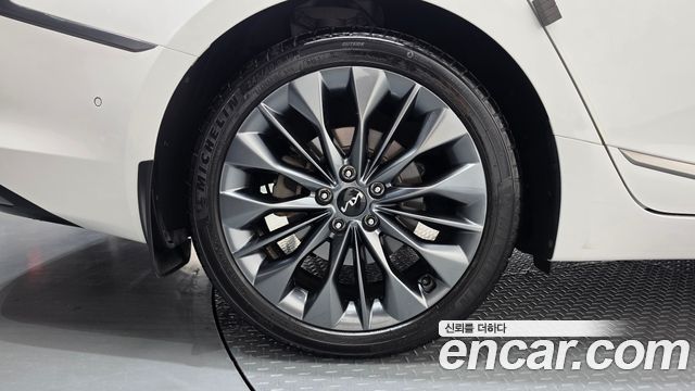 Kia K8 из Кореи Encar